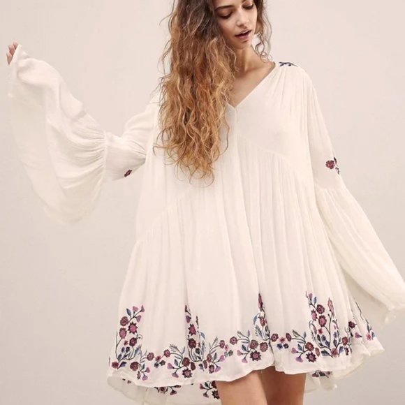 Free People Dresses & Skirts - FREE PEOPLE Te Amo Bell Sleeve Embroidered Dress